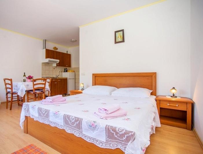 Apartment Varezic Ston Bagian luar foto